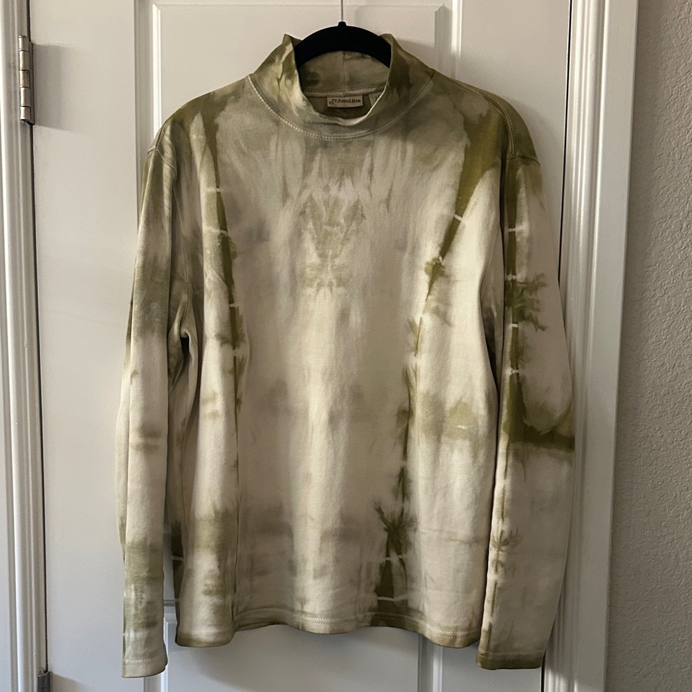 Women’s Green and Cream Turtleneck Sweater